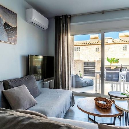 Zefyros Suite , Seafront Retreat ! Pánormos المظهر الخارجي الصورة